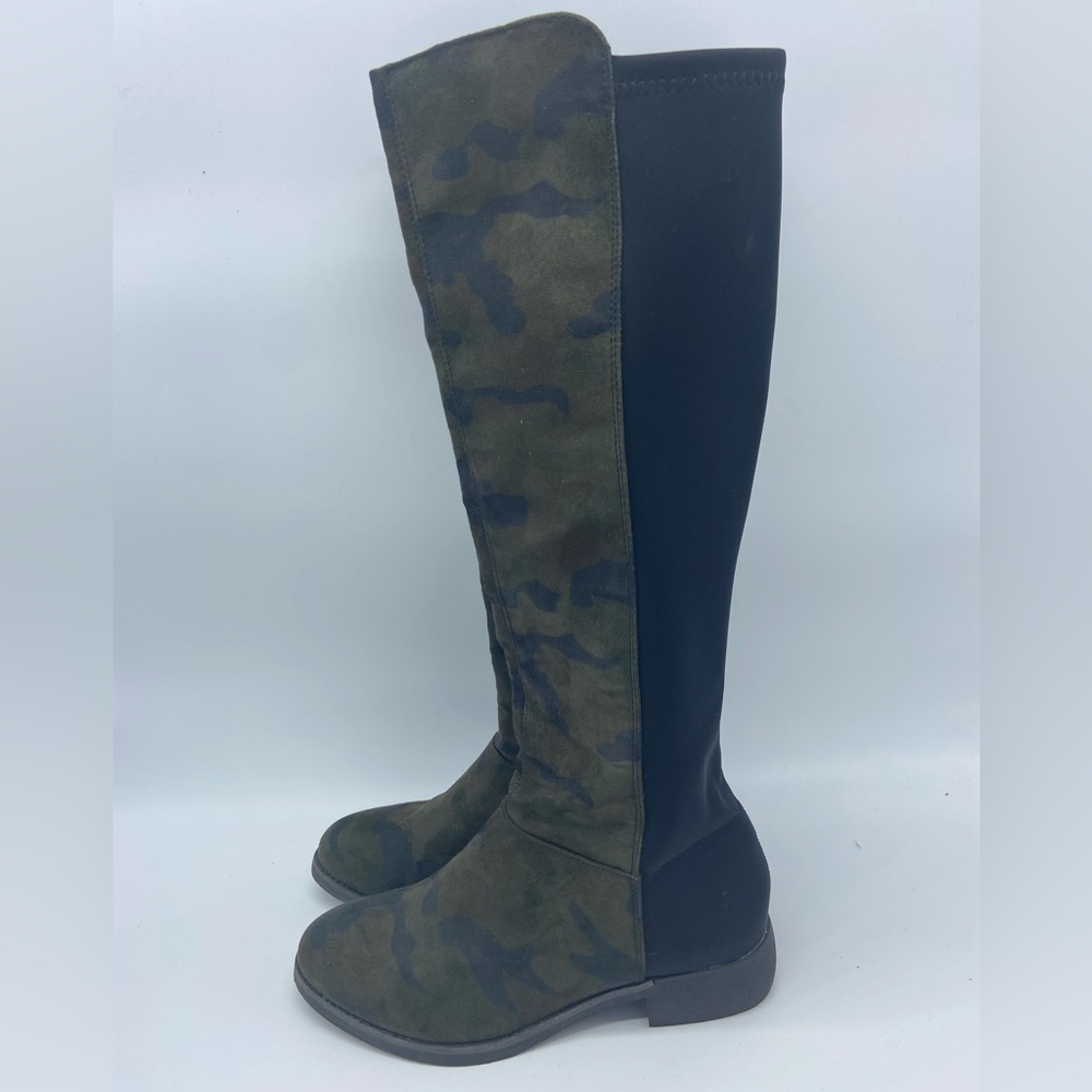Like New Mia Camila Camouflage Boots